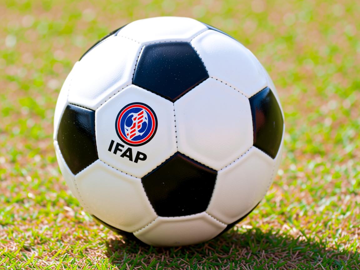 平博体育官方网站-新月击败曼城，震惊俱乐部世界杯，yt新月  第2张